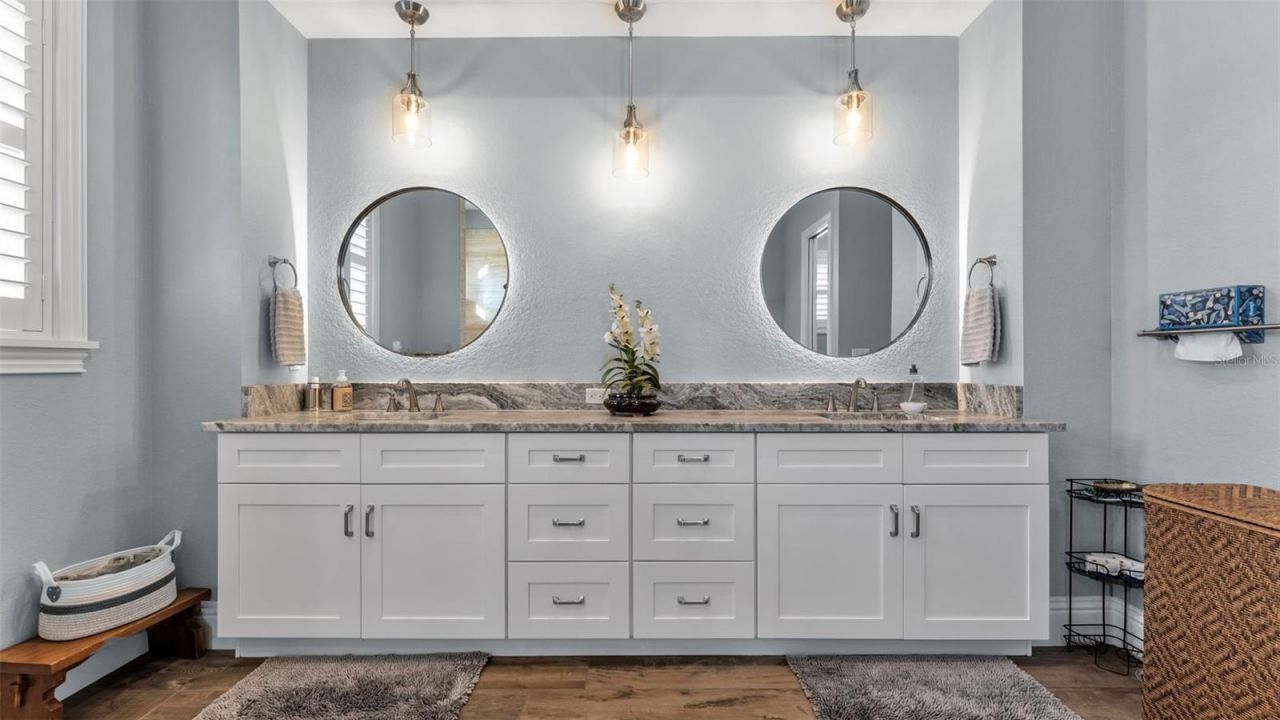 6527 Emerald Woods Lane, Lakeland, FL 33813 Photo