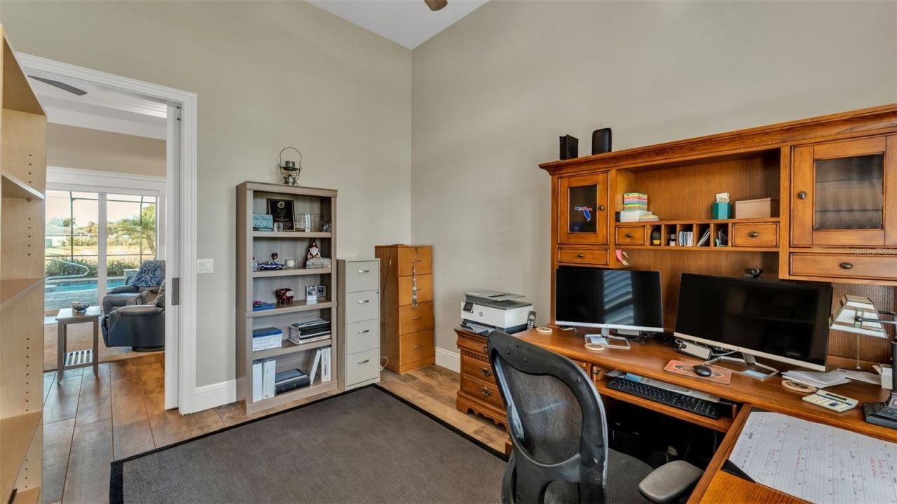 6527 Emerald Woods Lane, Lakeland, FL 33813 Photo