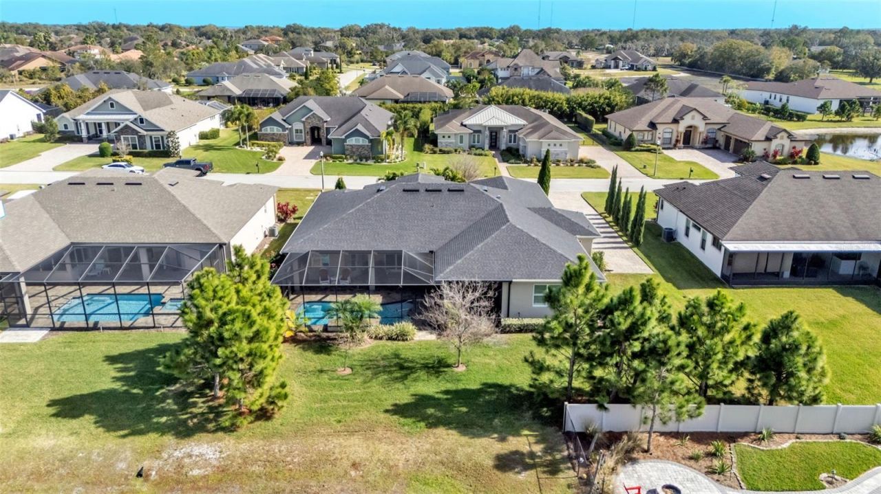 6527 Emerald Woods Lane, Lakeland, FL 33813 Photo