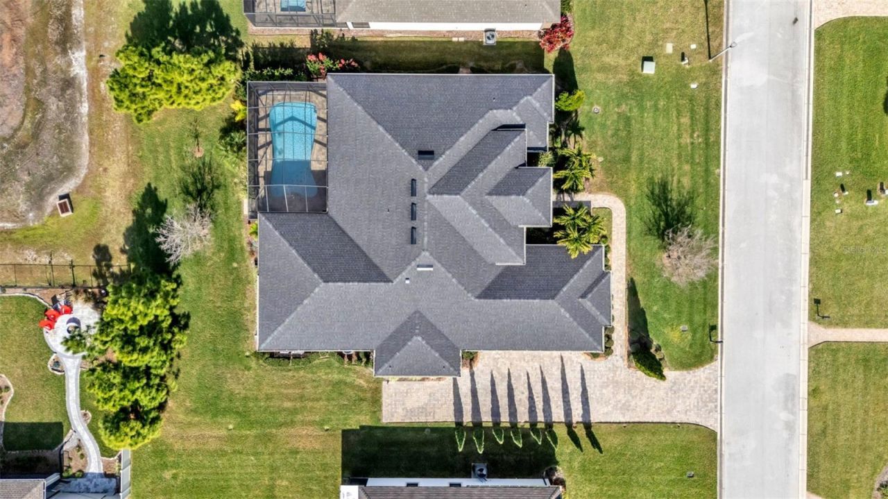 6527 Emerald Woods Lane, Lakeland, FL 33813 Photo