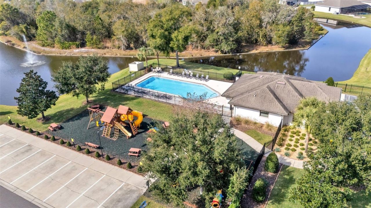 6527 Emerald Woods Lane, Lakeland, FL 33813 Photo