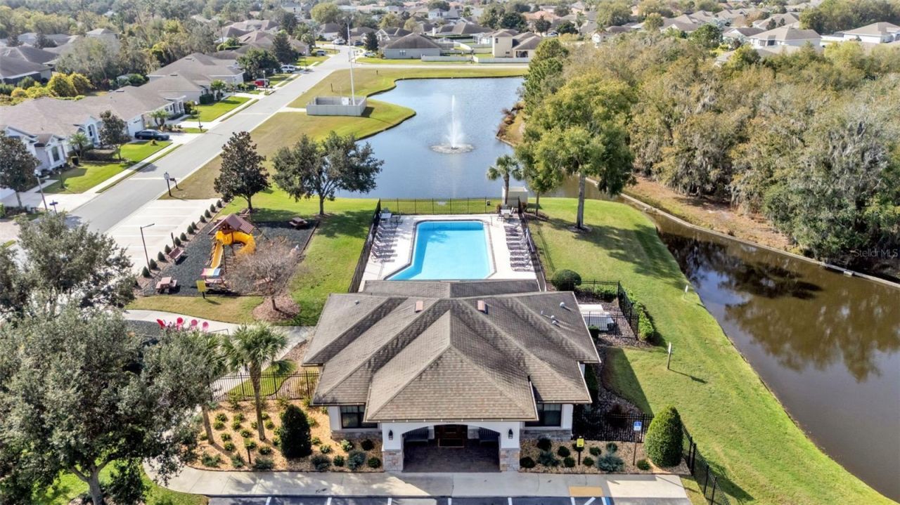 6527 Emerald Woods Lane, Lakeland, FL 33813 Photo