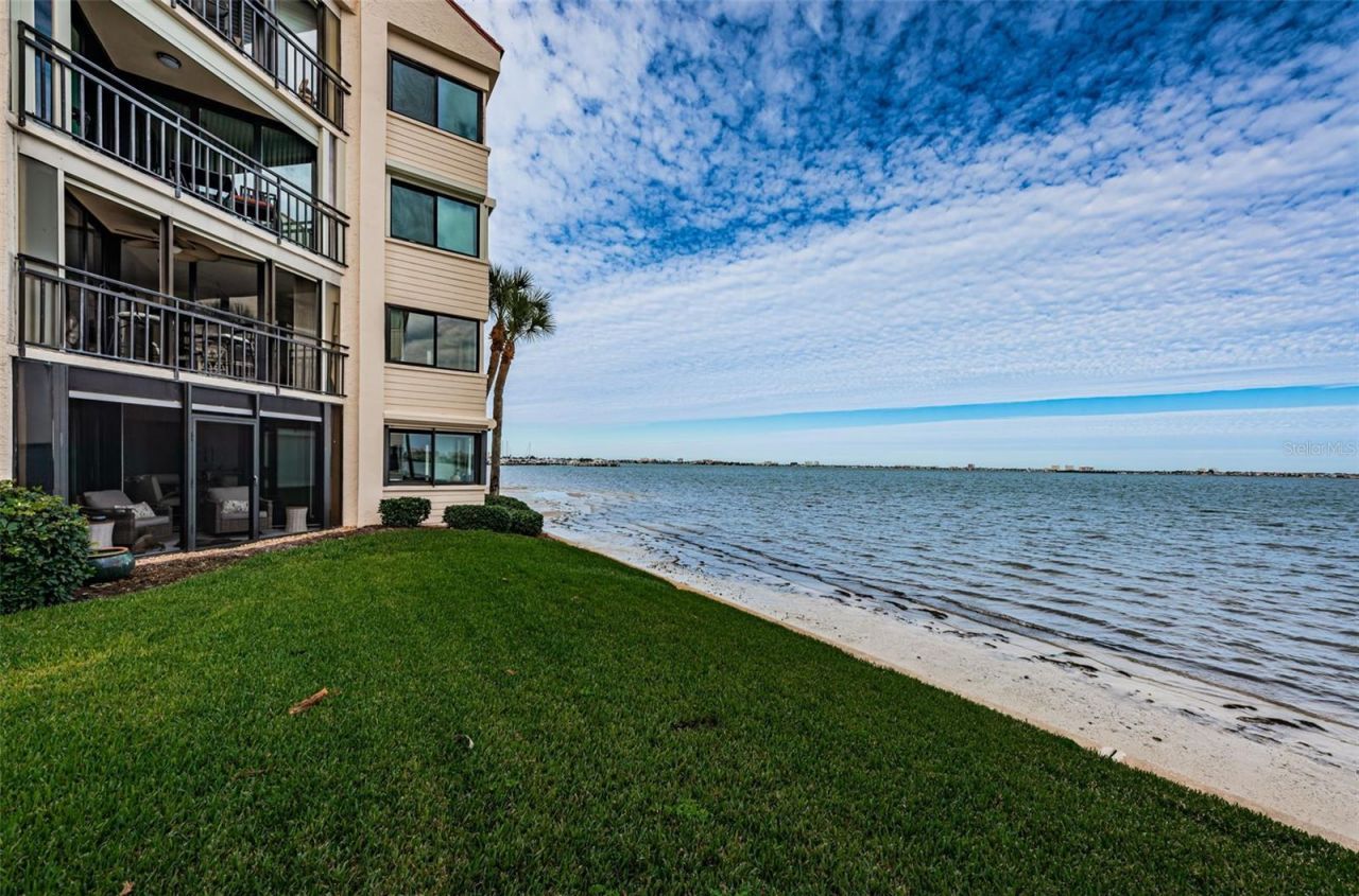 5633 Puerta Del Sol Boulevard S, Unit 103, Saint Petersburg, FL 33715 Photo