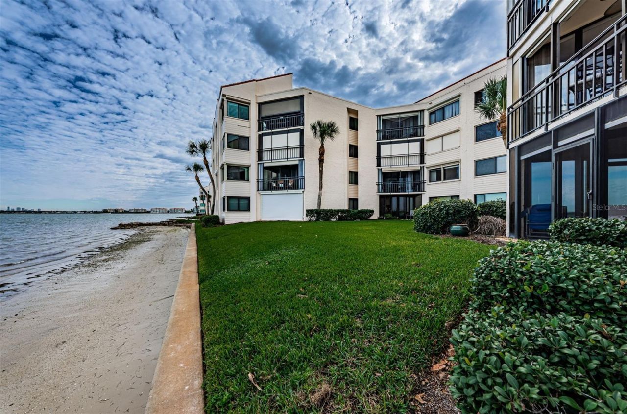 5633 Puerta Del Sol Boulevard S, Unit 103, Saint Petersburg, FL 33715 Photo