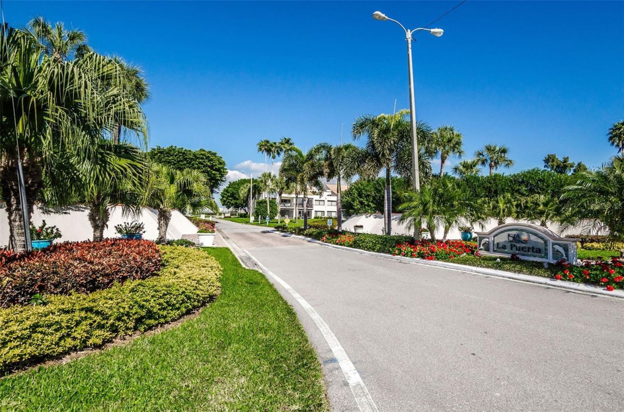 5633 Puerta Del Sol Boulevard S, Unit 103, Saint Petersburg, FL 33715 Photo