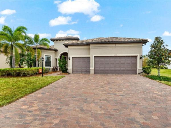 17802 EASTBROOK TERRACE, LAKEWOOD RANCH, FL 34202