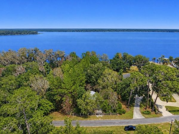 21103 NE 117TH AVENUE, WALDO, FL 32694