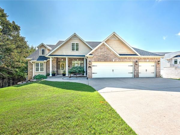 12 Oniell Drive, Bella Vista, AR 72715