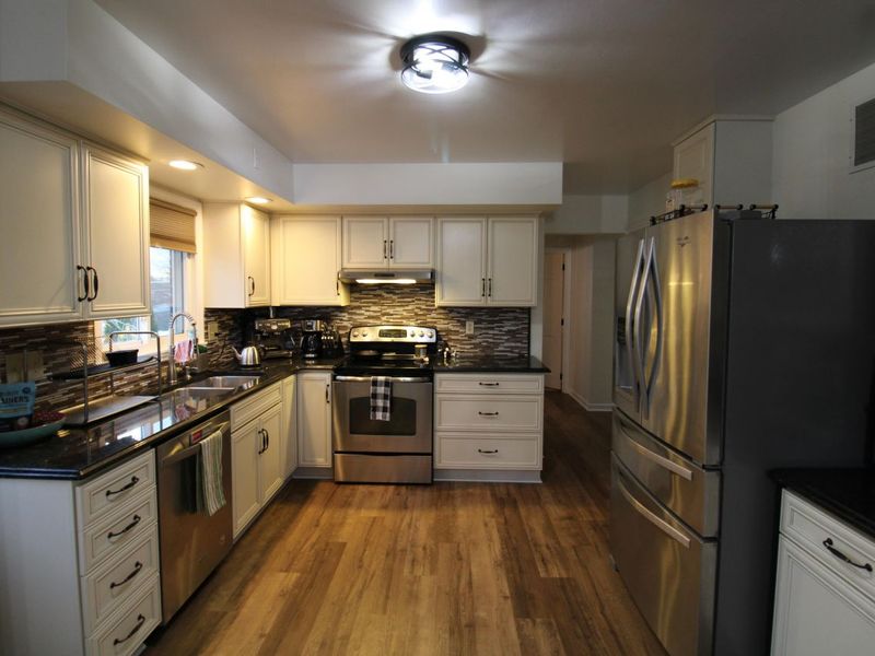 1732 Highland Pike, Fort Wright, KY 41011 Photo 12