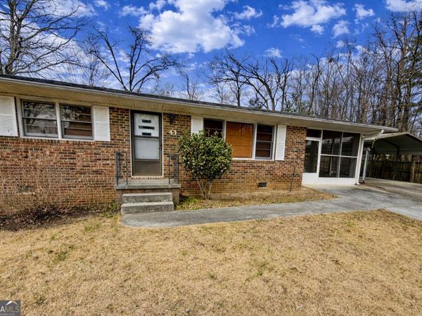 43 Sycamore Drive, Toccoa, GA 30577