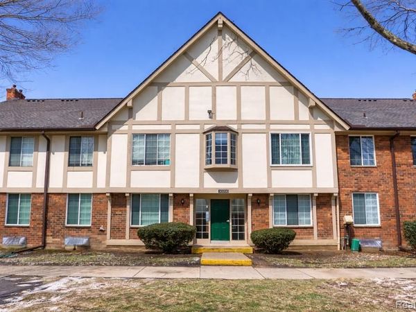 30200 Southfield Road, Southfield, MI 48076