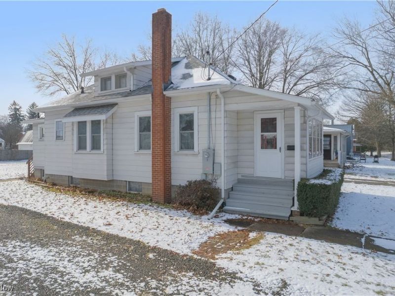 219 W Central Avenue, Ravenna, OH 44266 Photo 3