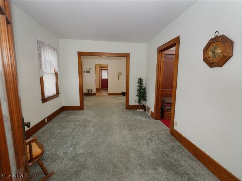 219 W Central Avenue, Ravenna, OH 44266 Photo 9