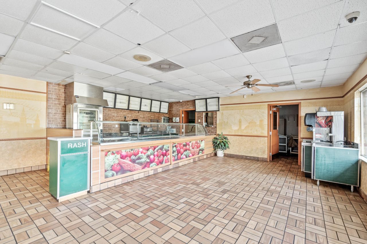 5 Lane Street Photo 10