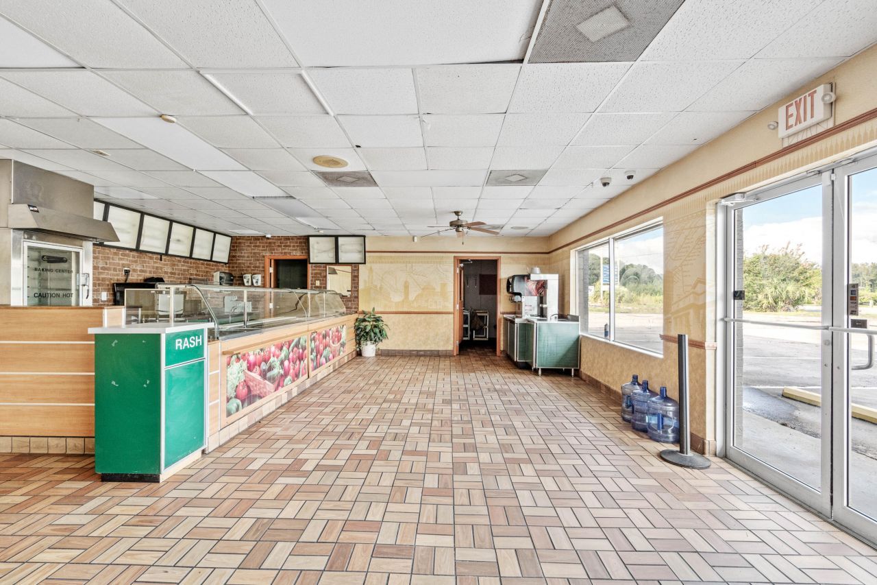 5 Lane Street Photo 11