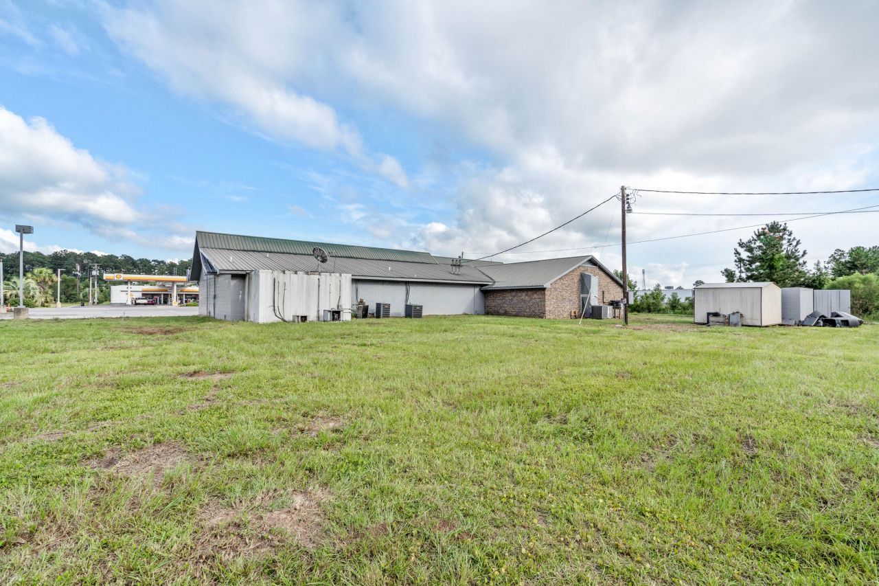 5 Lane Street Photo 9