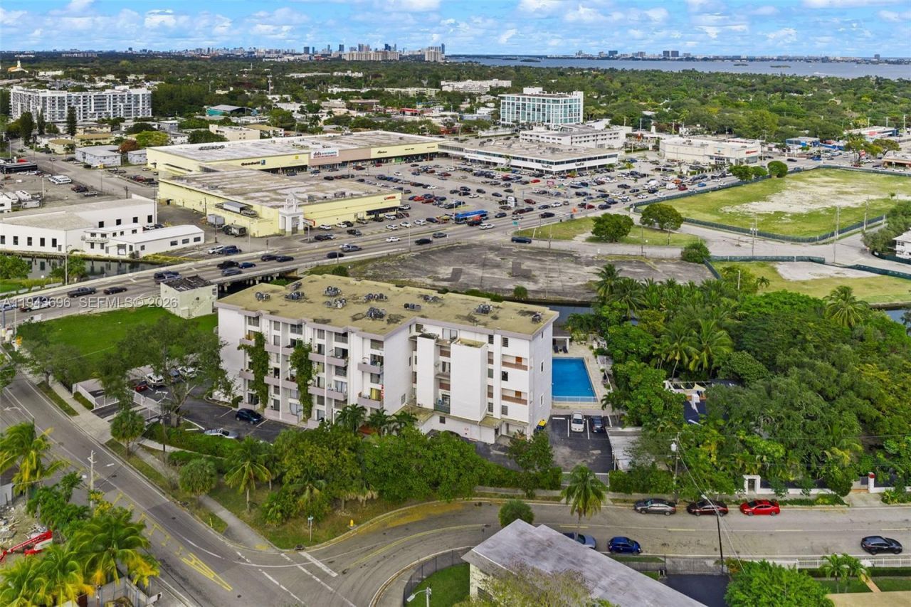 7801 NE 4th Ct, Unit 511, Miami, FL 33138 Photo