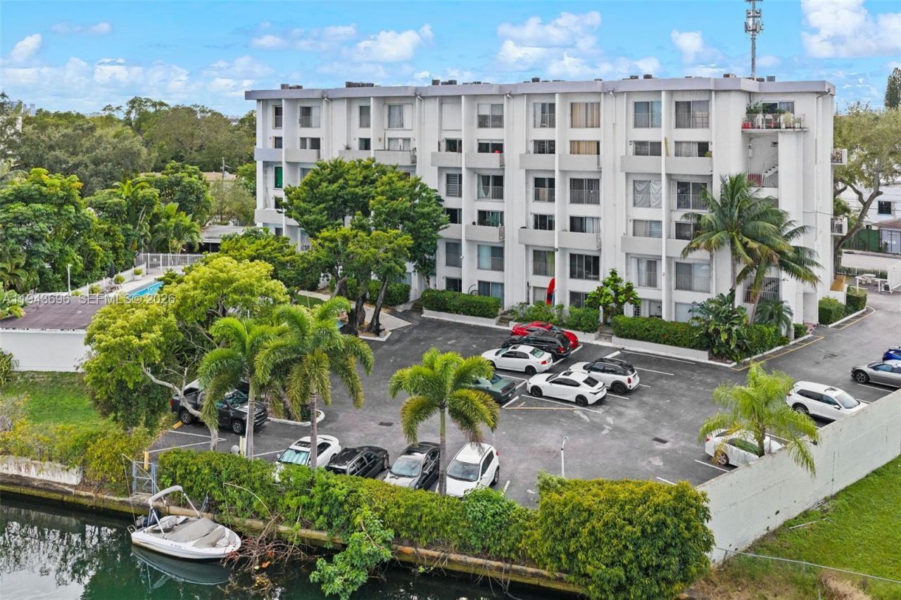 7801 NE 4th Ct, Unit 511, Miami, FL 33138 Photo