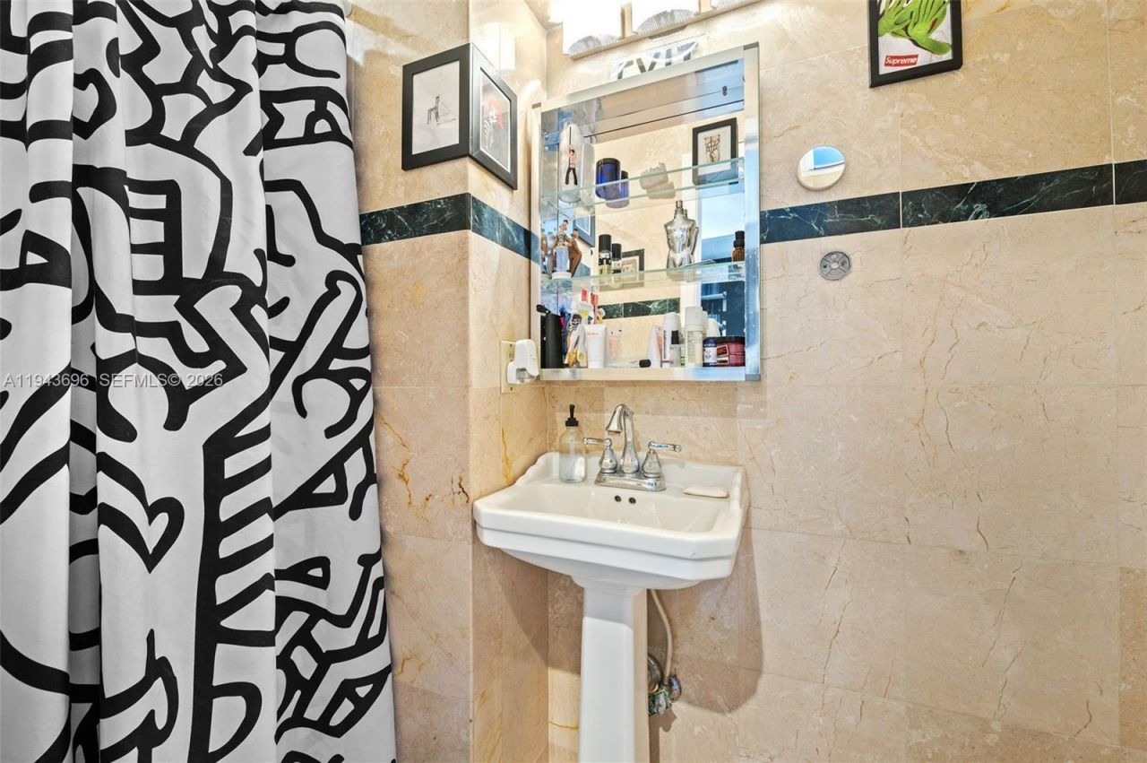 7801 NE 4th Ct, Unit 511, Miami, FL 33138 Photo