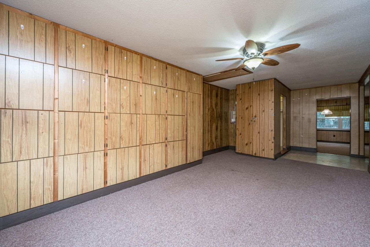 207 Foxborough Rd Road Photo 15