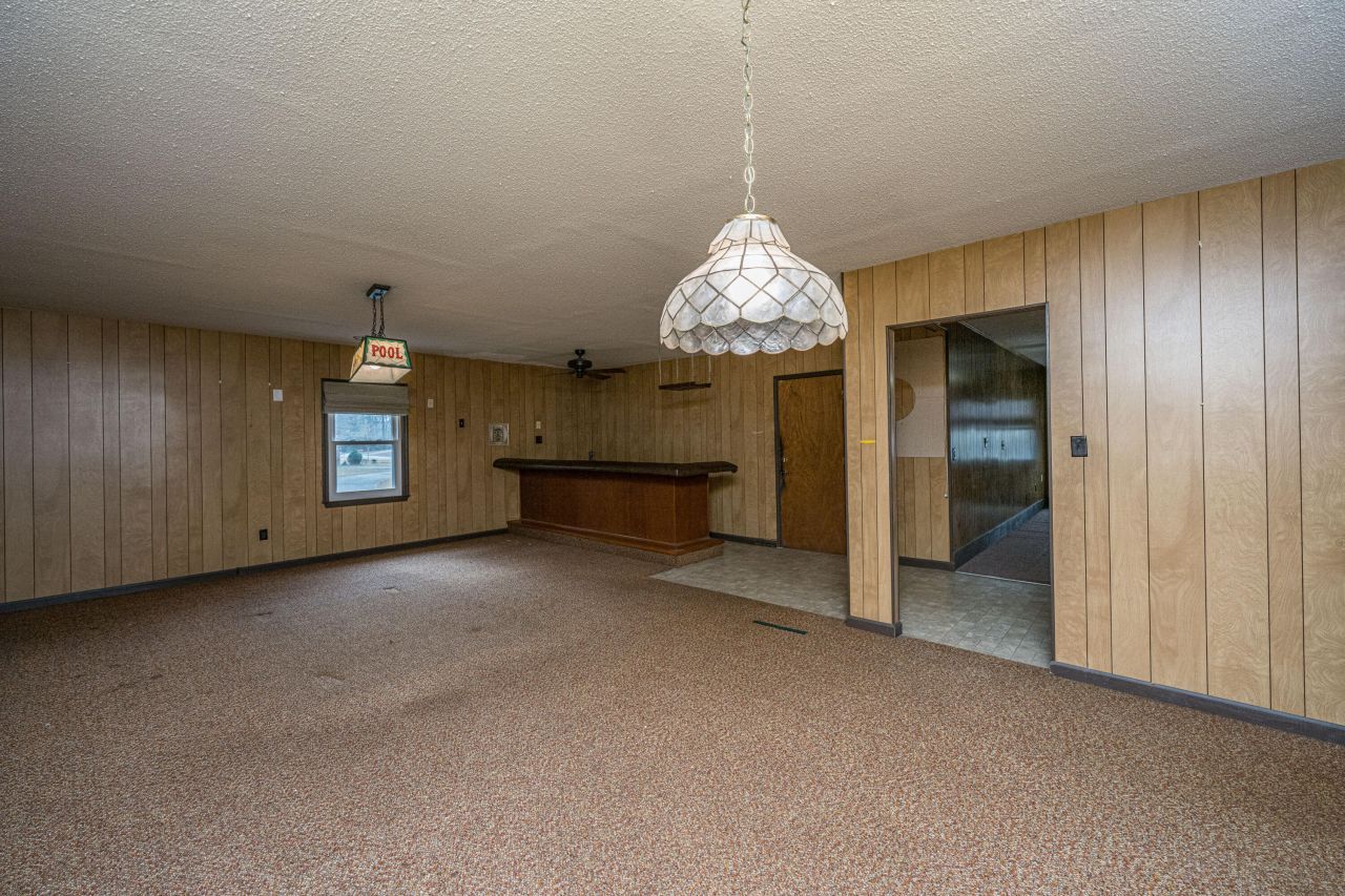 207 Foxborough Rd Road Photo 17