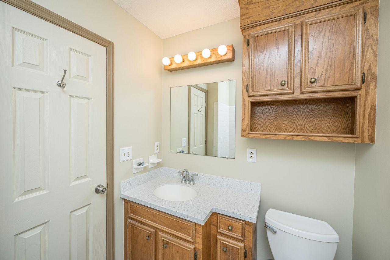 207 Foxborough Rd Road Photo 27