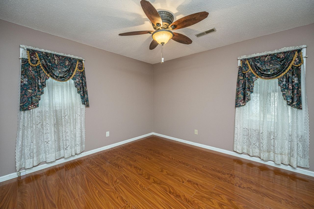 207 Foxborough Rd Road Photo 30