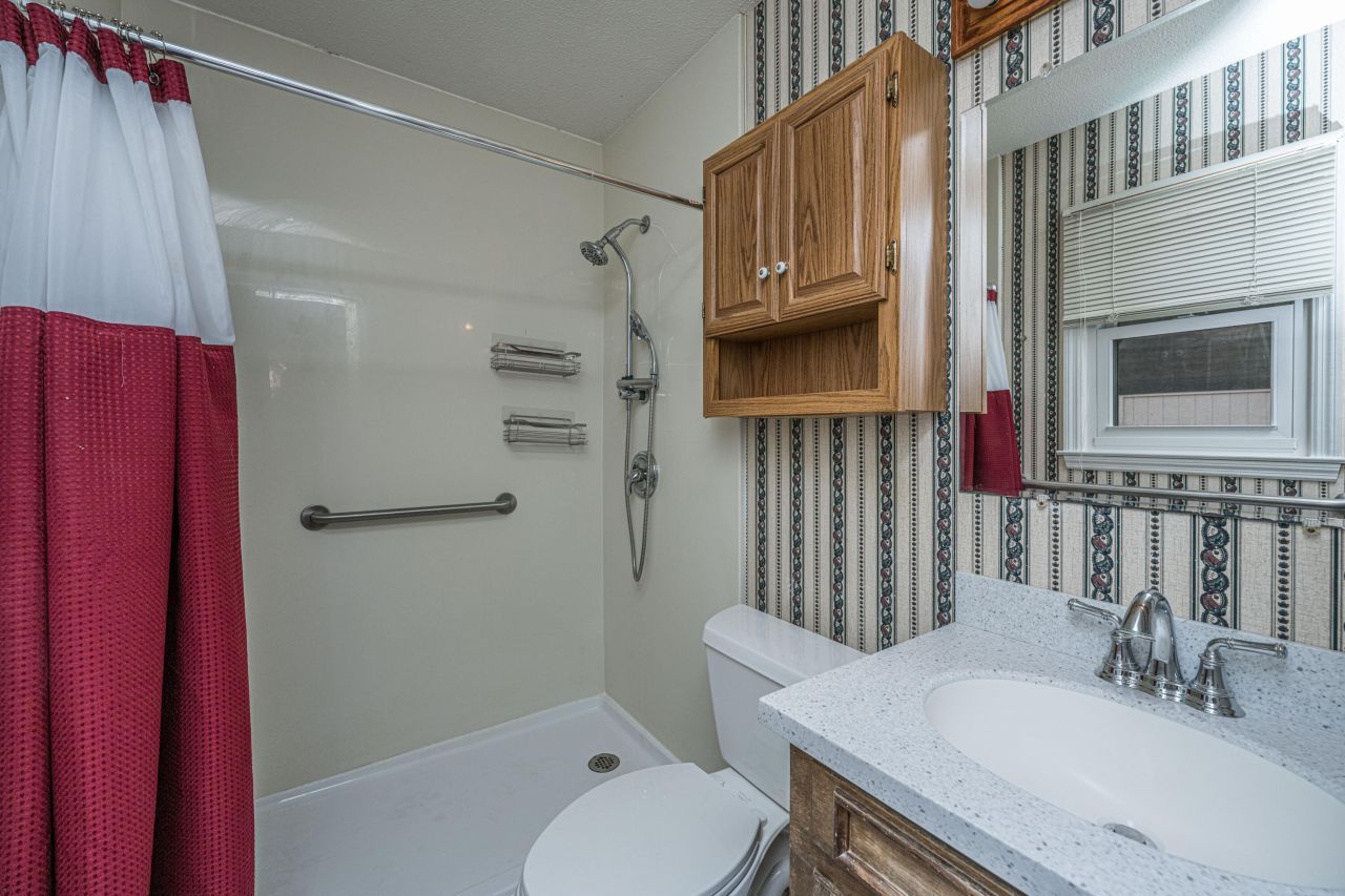 207 Foxborough Rd Road Photo 32