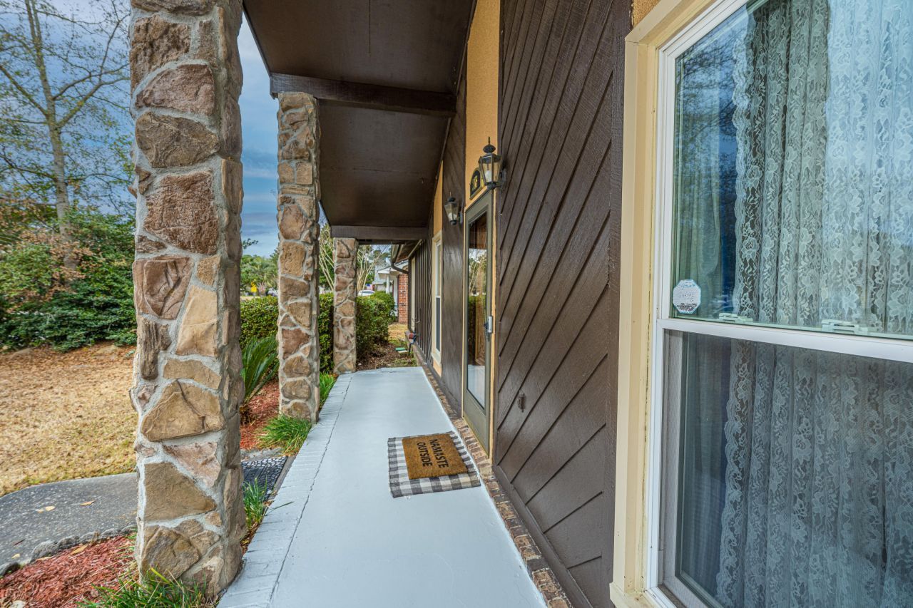 207 Foxborough Rd Road Photo 5