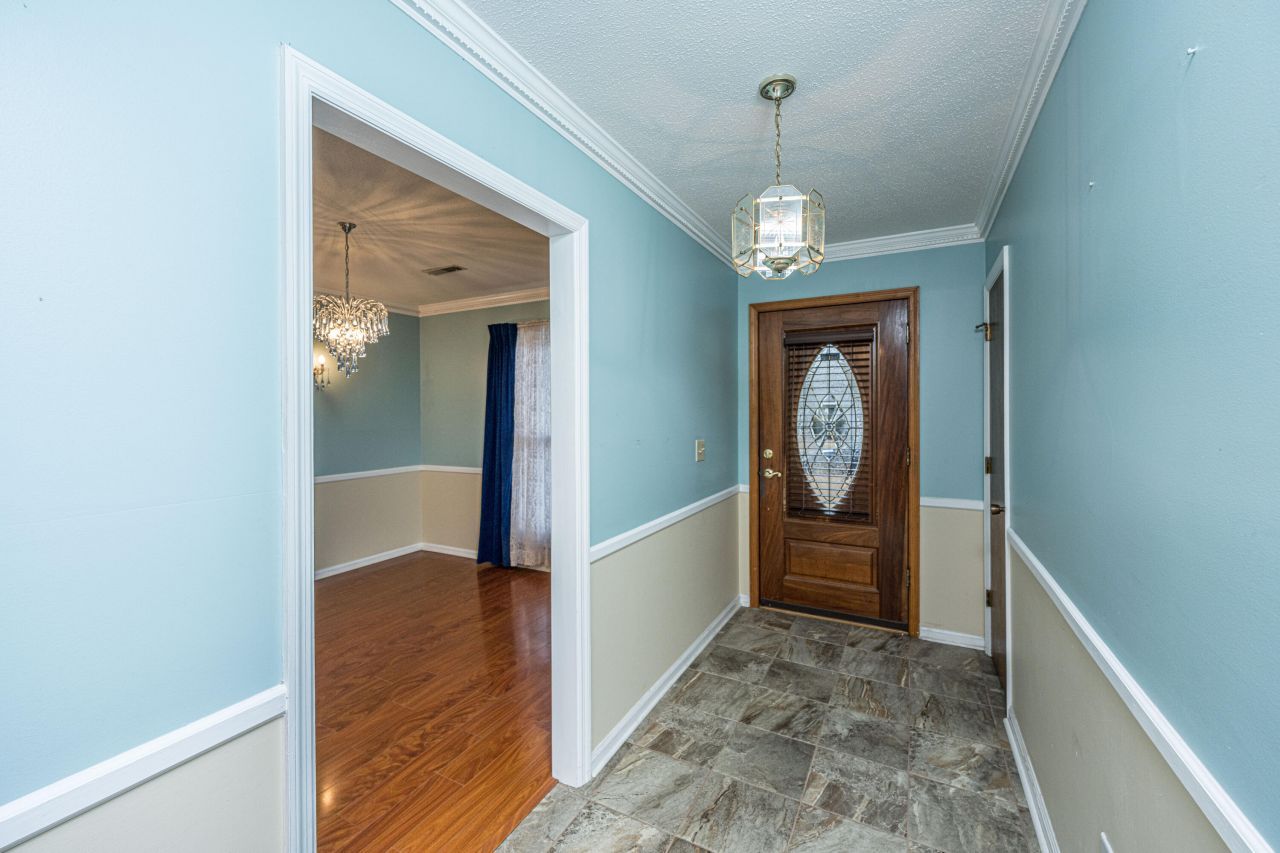 207 Foxborough Rd Road Photo 6