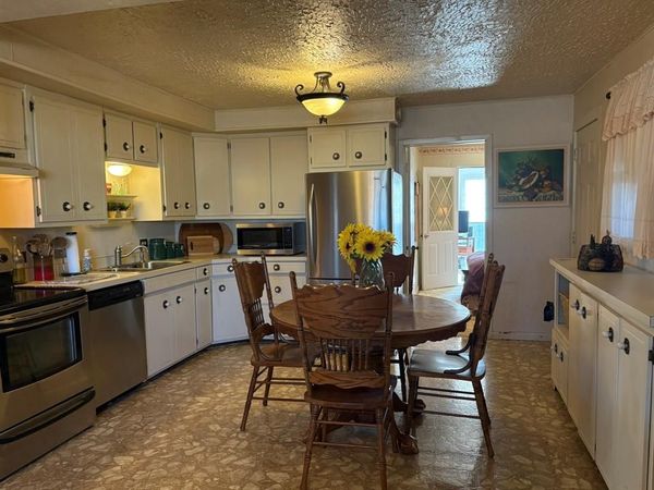 409 E Truett Street, Winters, TX 79567