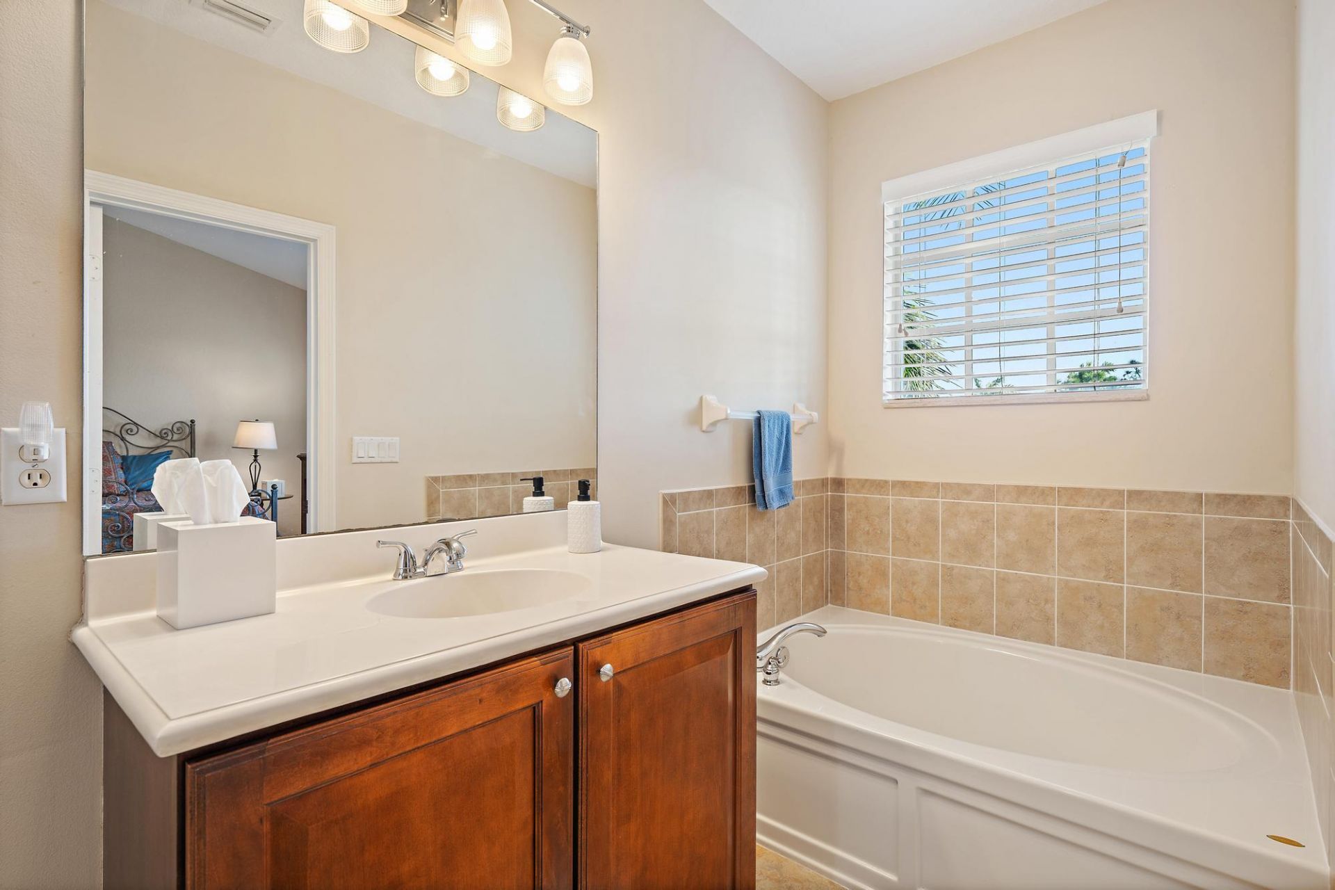 238 W Thatch Palm Circle, Jupiter, FL 33458 Photo