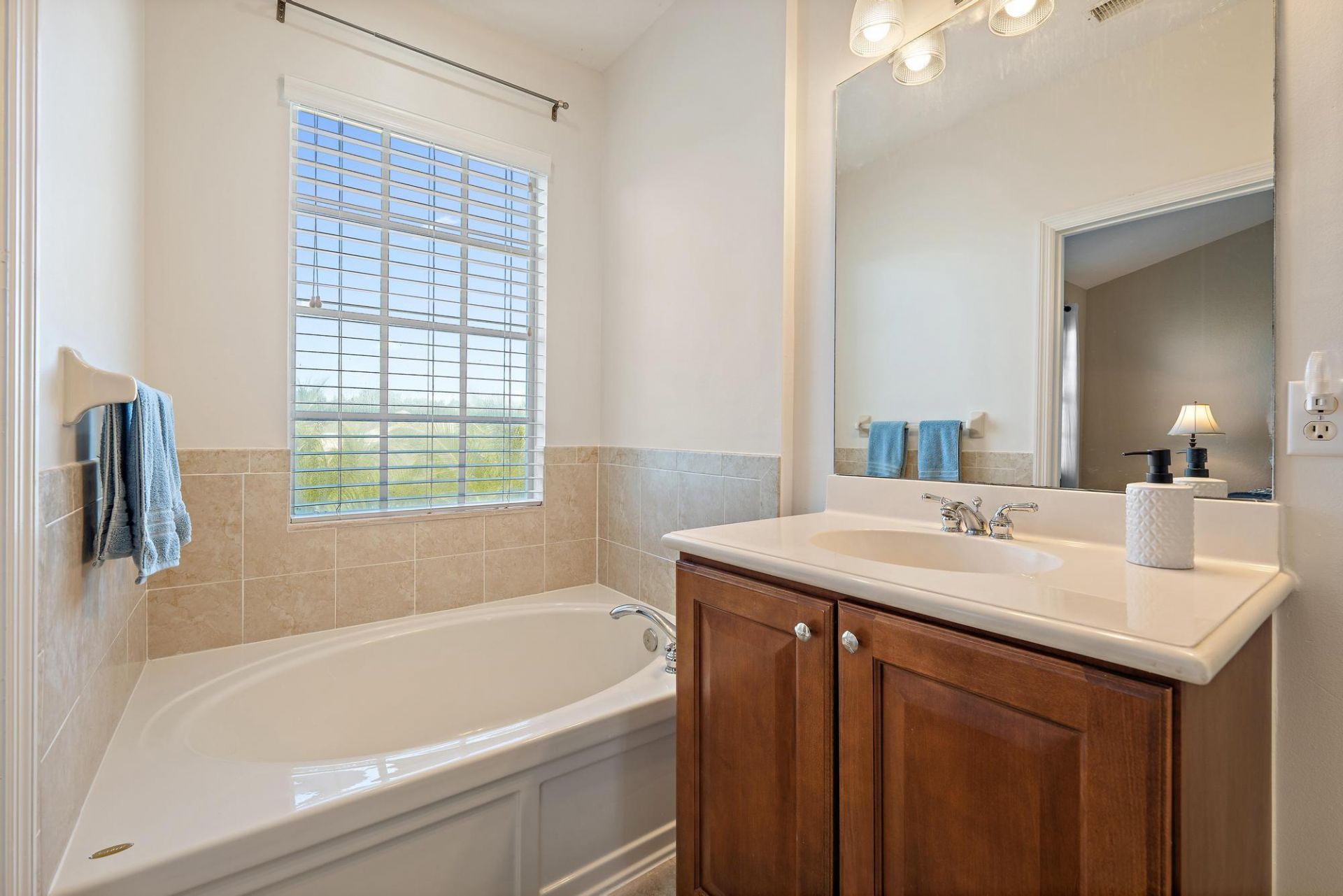 238 W Thatch Palm Circle, Jupiter, FL 33458 Photo