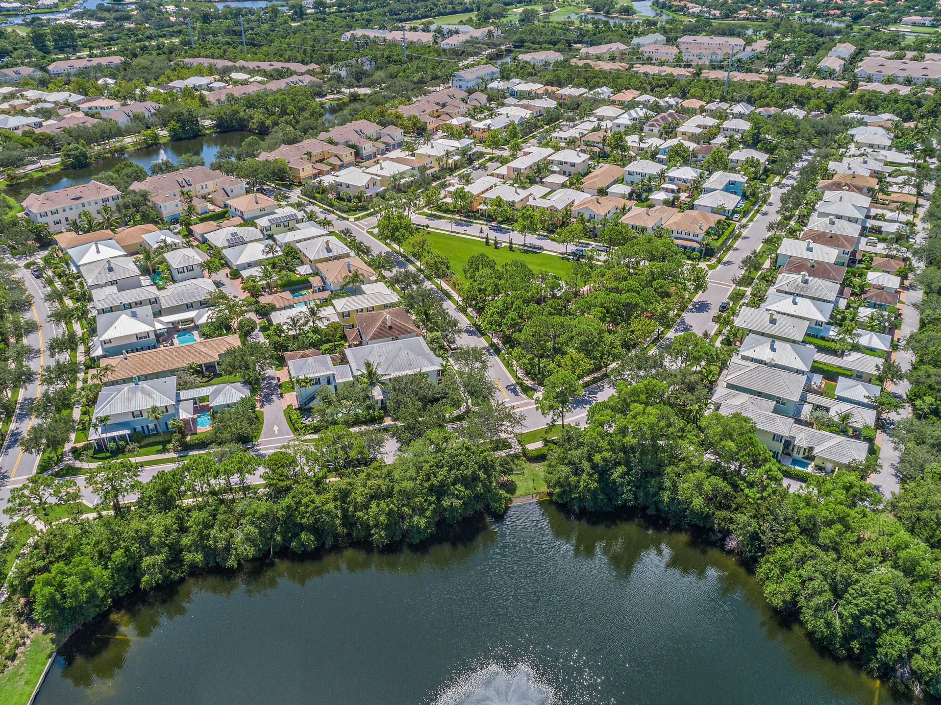 238 W Thatch Palm Circle, Jupiter, FL 33458 Photo