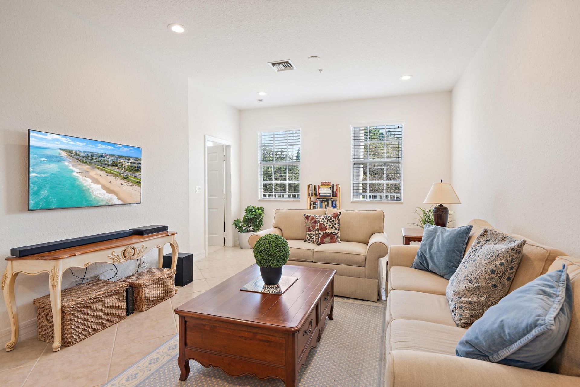 238 W Thatch Palm Circle, Jupiter, FL 33458 Photo