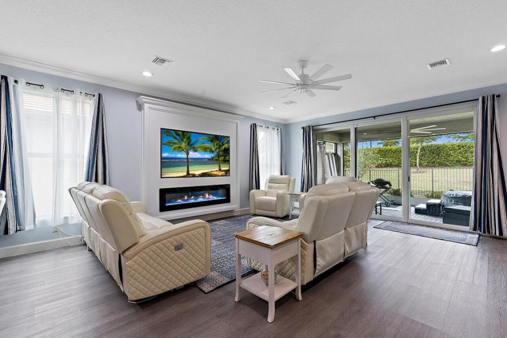 11798 SW Waterford Isle Way, Port Saint Lucie, FL 34987 Photo