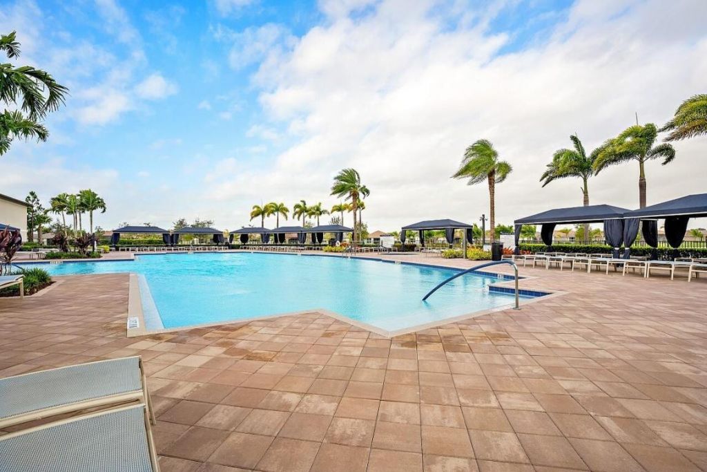 11798 SW Waterford Isle Way, Port Saint Lucie, FL 34987 Photo