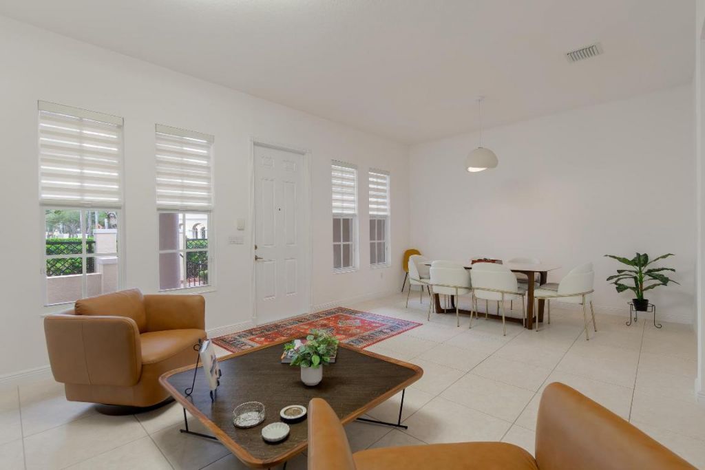 8257 NW 8th Way, Boca Raton, FL 33487 Photo