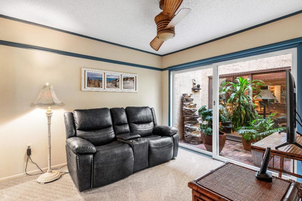 419 SW 28th Avenue, Delray Beach, FL 33445 Photo