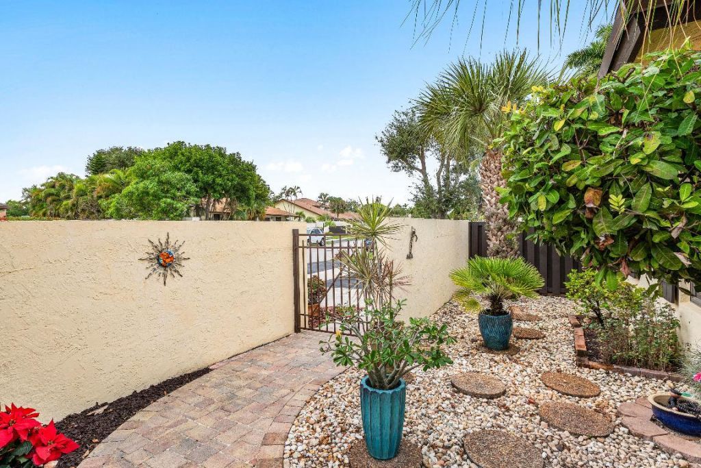 419 SW 28th Avenue, Delray Beach, FL 33445 Photo