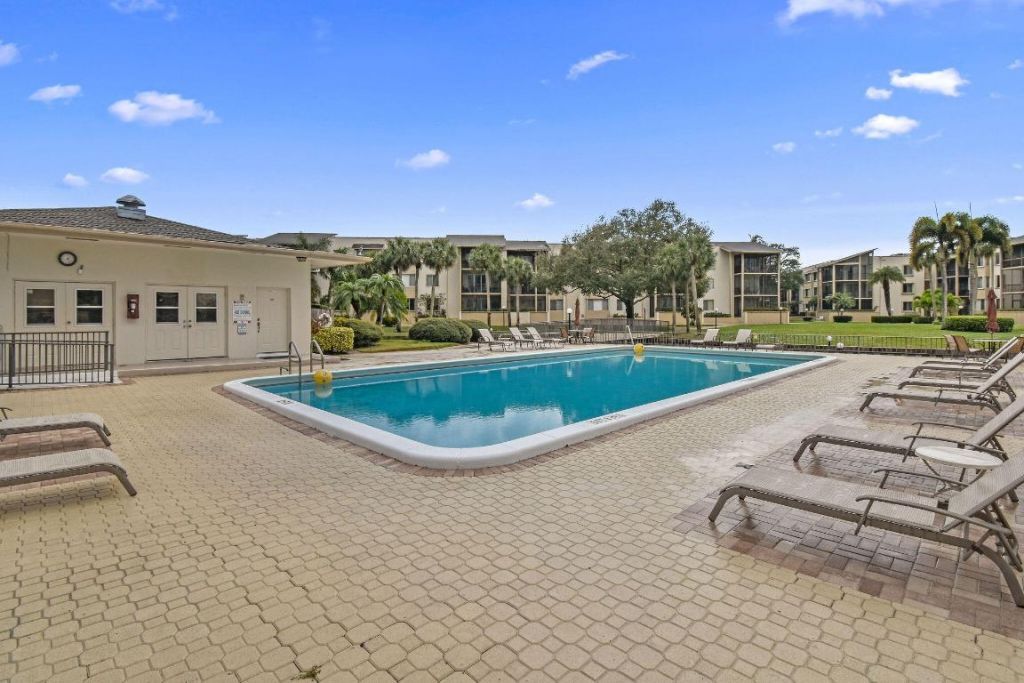 11811 Avenue Of Pga, Unit 2d-2, Palm Beach Gardens, FL 33418 Photo