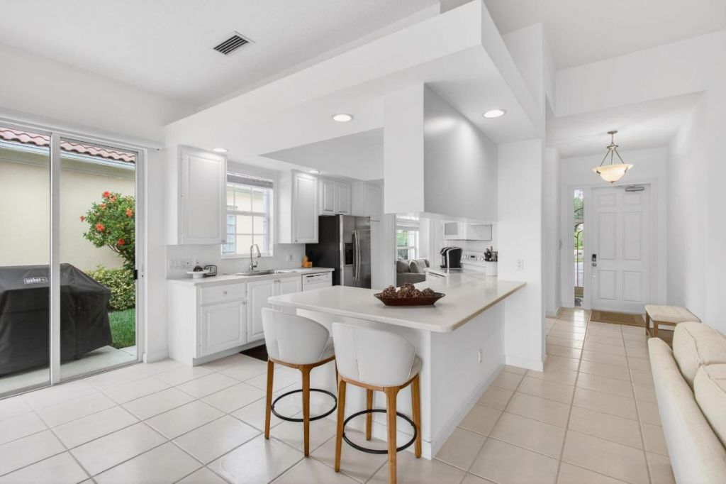 8372 Dominica Place, Wellington, FL 33414 Photo