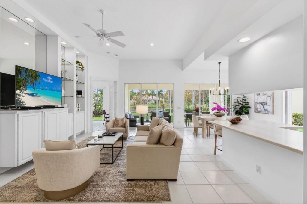 8372 Dominica Place, Wellington, FL 33414 Photo