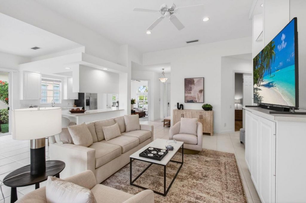 8372 Dominica Place, Wellington, FL 33414 Photo