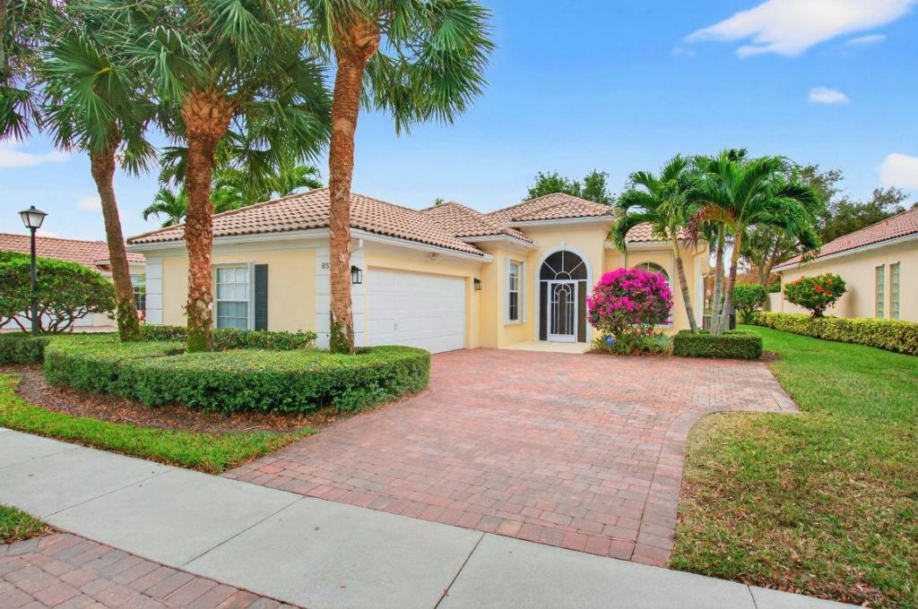 8372 Dominica Place, Wellington, FL 33414 Photo
