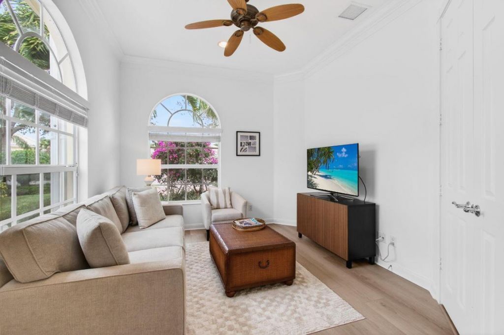 8372 Dominica Place, Wellington, FL 33414 Photo