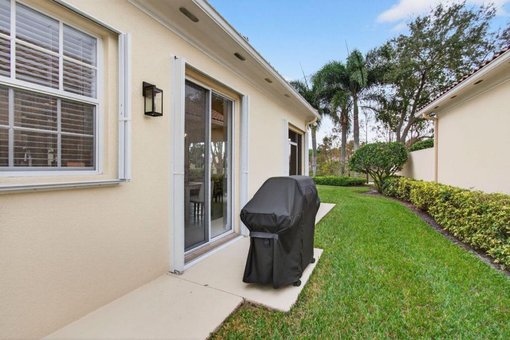 8372 Dominica Place, Wellington, FL 33414 Photo