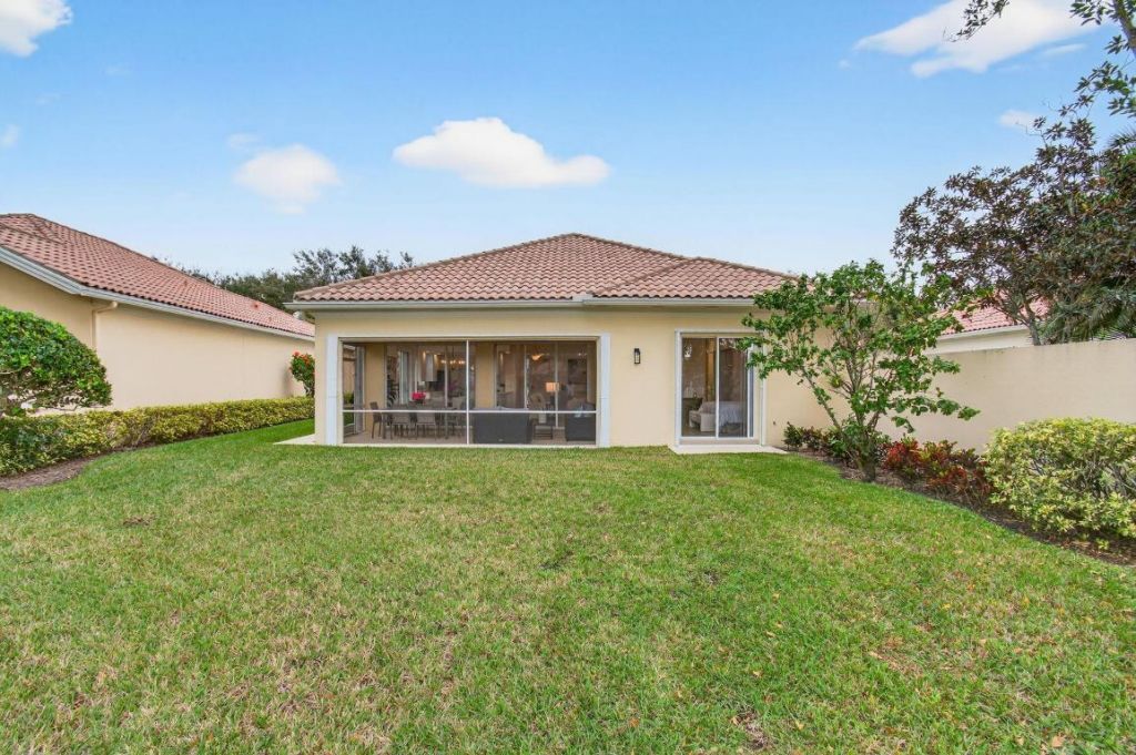 8372 Dominica Place, Wellington, FL 33414 Photo