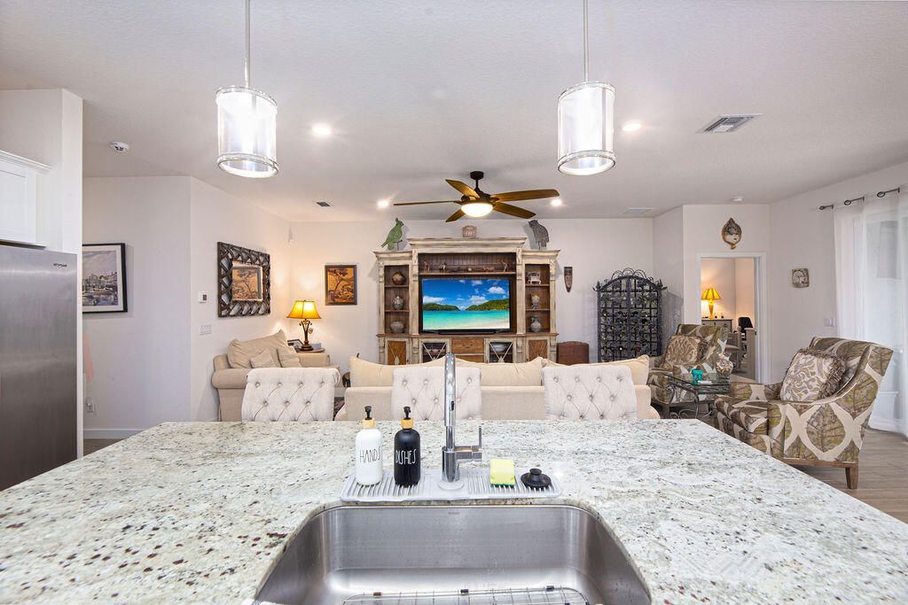 4480 NW Oakleaf Court, Jensen Beach, FL 34957 Photo