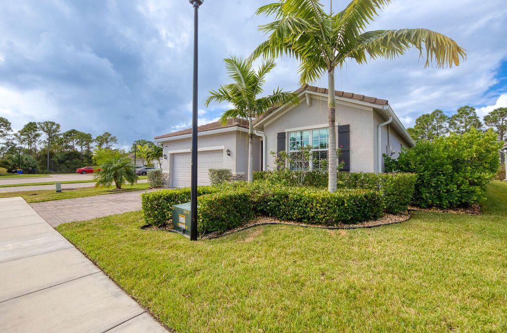 4480 NW Oakleaf Court, Jensen Beach, FL 34957 Photo